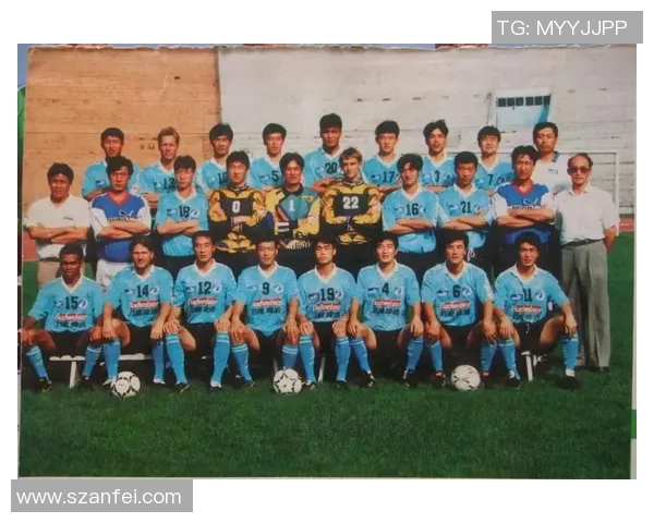 重温1998年足球明星卡册的辉煌岁月与经典瞬间